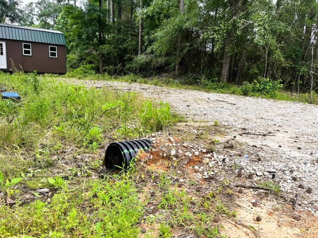 147 Seminole Drive, Trinity, TX 75862