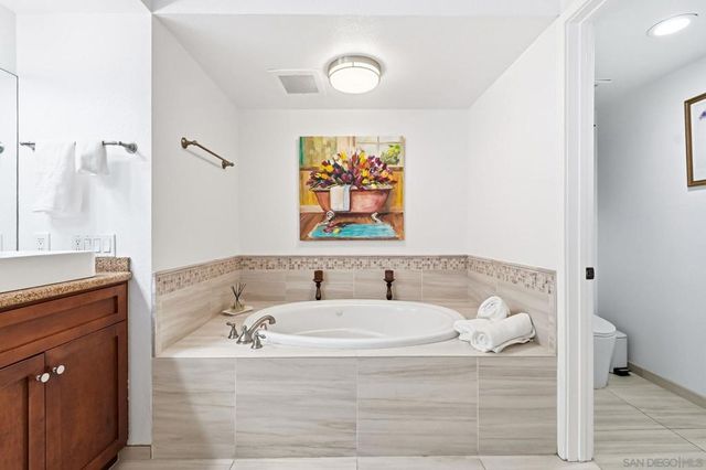 551 Laguna, Carlsbad, CA 92008