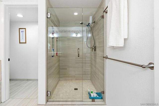 551 Laguna, Carlsbad, CA 92008