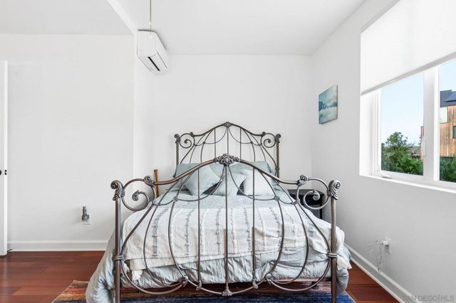 551 Laguna, Carlsbad, CA 92008