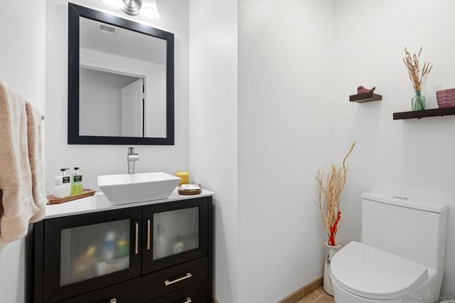 551 Laguna, Carlsbad, CA 92008