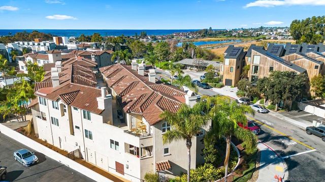 551 Laguna, Carlsbad, CA 92008