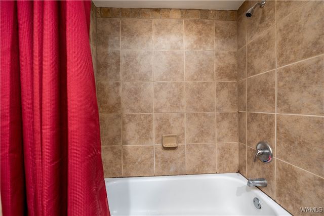 210 15th E 67, Tuscaloosa, AL 35401