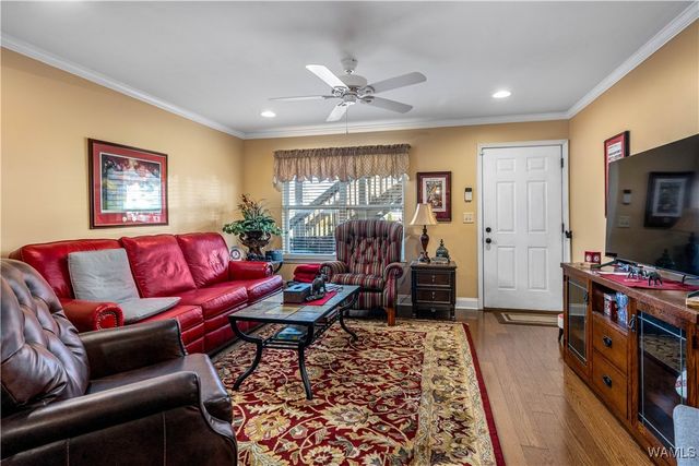 210 15th E 67, Tuscaloosa, AL 35401