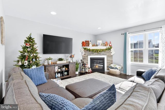 32 KATHERINES WAY, Lancaster, PA 17602