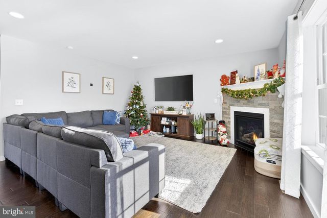 32 KATHERINES WAY, Lancaster, PA 17602