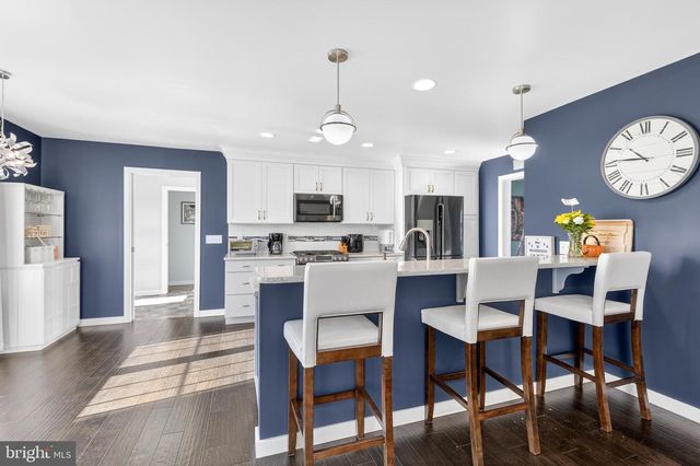 32 KATHERINES WAY, Lancaster, PA 17602