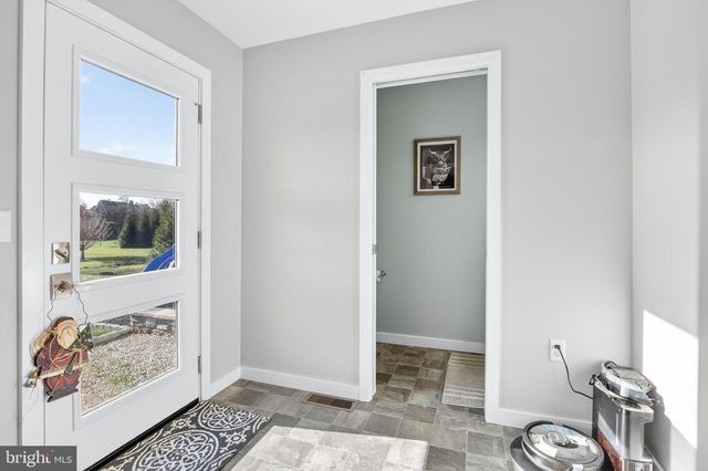 32 KATHERINES WAY, Lancaster, PA 17602