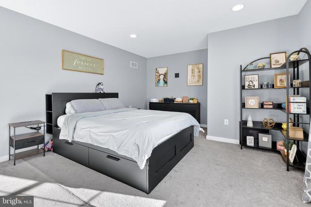 32 KATHERINES WAY, Lancaster, PA 17602