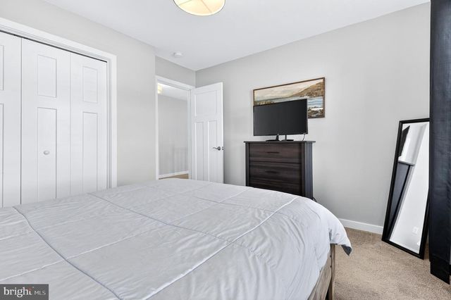 32 KATHERINES WAY, Lancaster, PA 17602