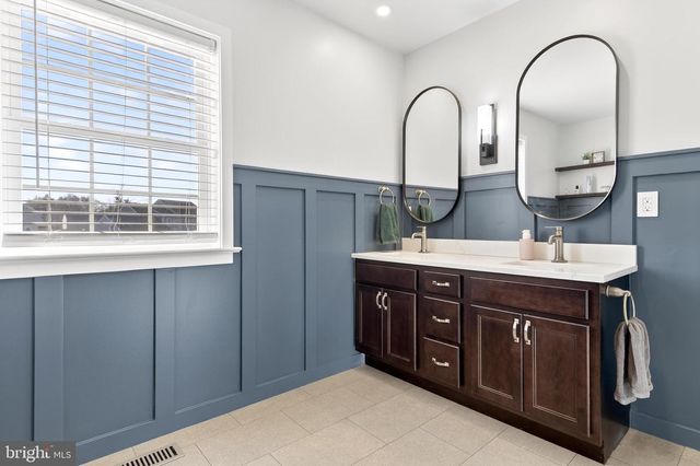 32 KATHERINES WAY, Lancaster, PA 17602