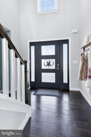 32 KATHERINES WAY, Lancaster, PA 17602