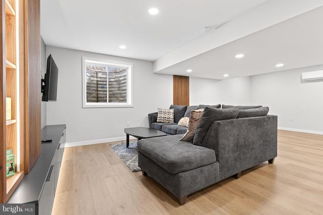 32 KATHERINES WAY, Lancaster, PA 17602