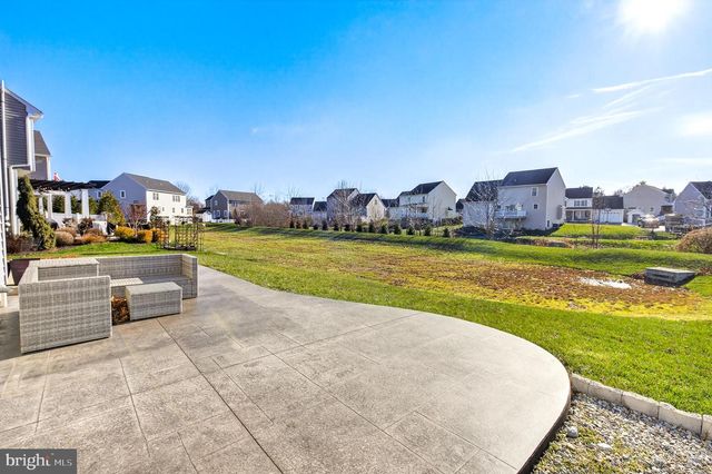 32 KATHERINES WAY, Lancaster, PA 17602