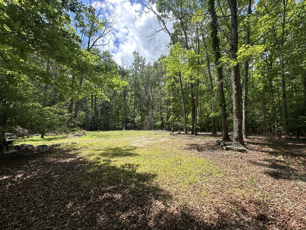 1911 Hickory Pl, Monteagle, TN 37356