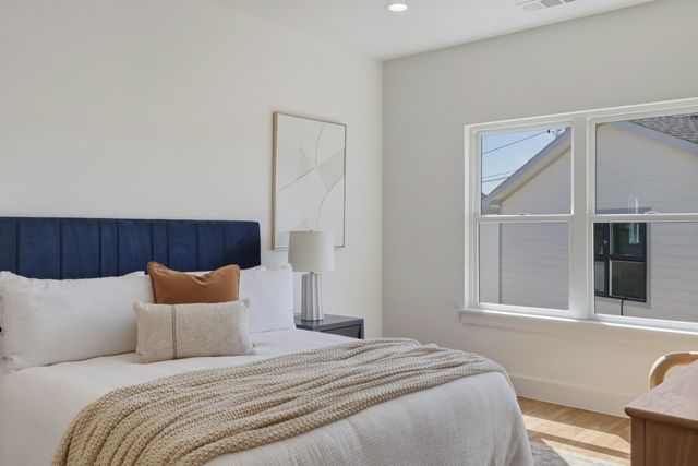 3243 Homer, Dallas, TX 75206