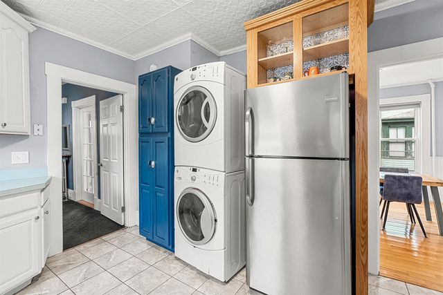 5 Arlington Avenue, Nashua, NH 03060