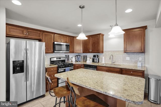 4884 MOUNT VERNON ST, Temple, PA 19560