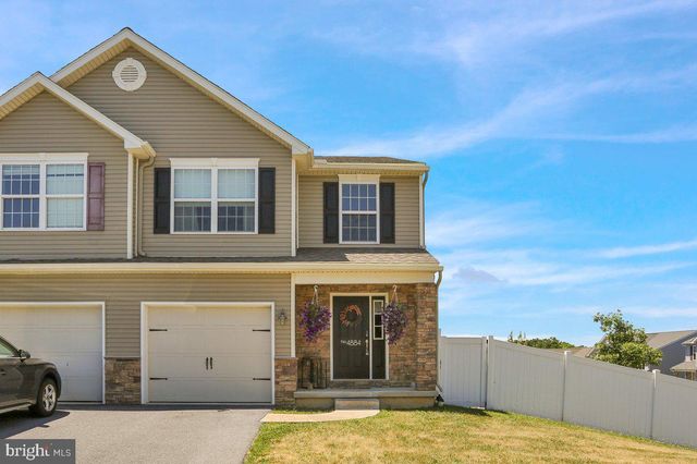 4884 MOUNT VERNON ST, Temple, PA 19560