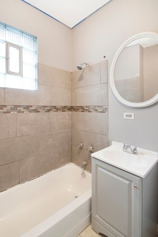 252 W 115TH Street, Chicago, IL 60628