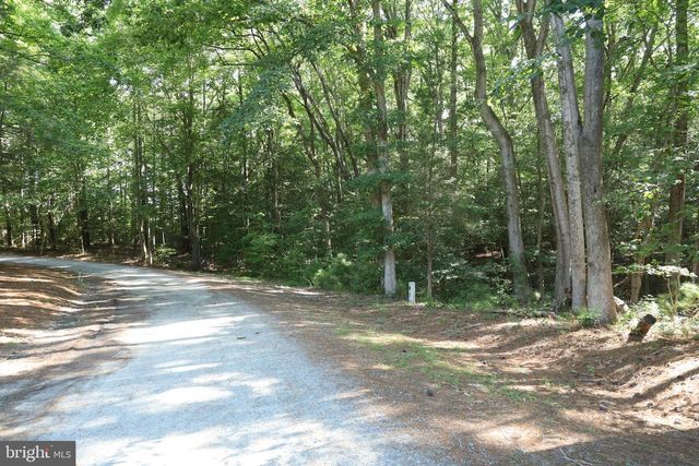 0-36B 1 B 36 POINT ANNE DR, Hartfield, VA 23071