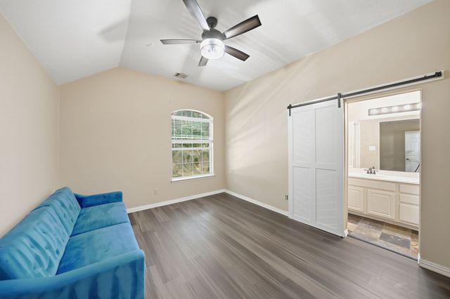 1905 Lakeway Drive, Rowlett, TX 75088
