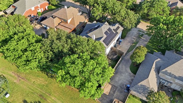 1905 Lakeway Drive, Rowlett, TX 75088