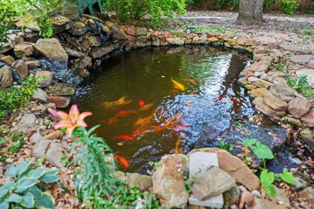 1905 Lakeway Drive, Rowlett, TX 75088