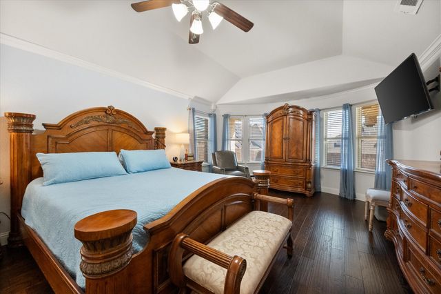 1105 Foxtail Drive, Mansfield, TX 76063