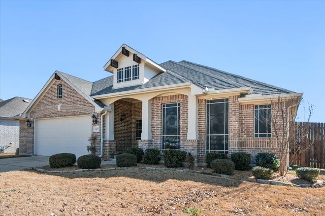 1105 Foxtail Drive, Mansfield, TX 76063