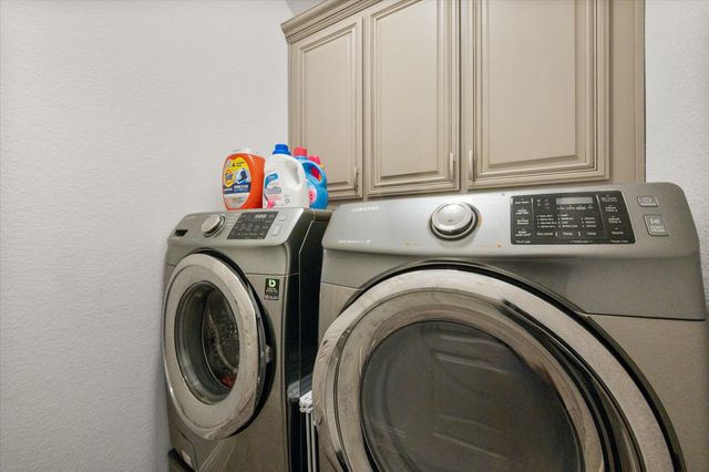 1105 Foxtail Drive, Mansfield, TX 76063