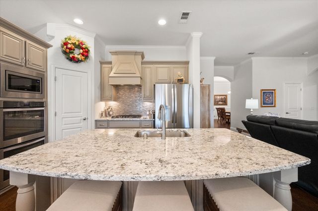 1105 Foxtail Drive, Mansfield, TX 76063