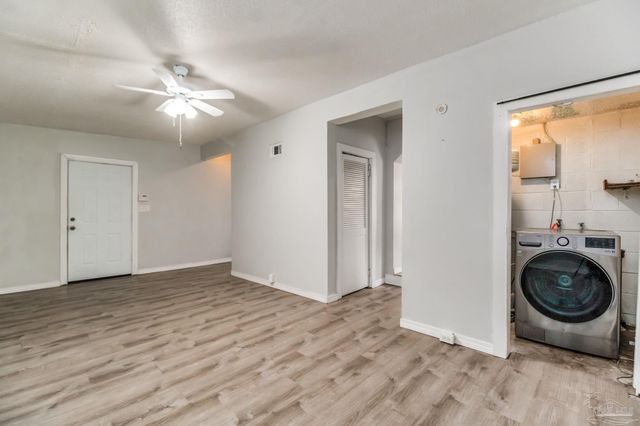 228 Topaz Ave, Pensacola, FL 32505