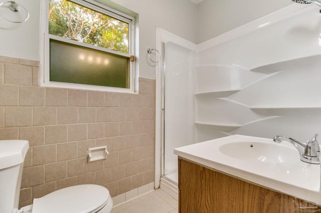 228 Topaz Ave, Pensacola, FL 32505