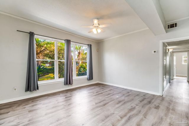 228 Topaz Ave, Pensacola, FL 32505