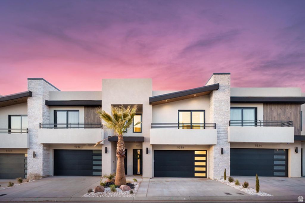 5222 W 2440 S, Hurricane, UT 84737