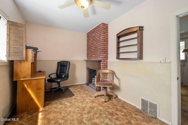 2021 Cedarlawn Avenue, Rotterdam, NY 12306