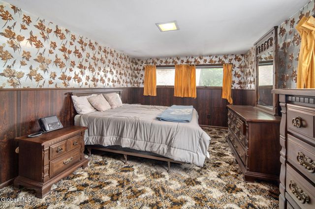 2021 Cedarlawn Avenue, Rotterdam, NY 12306