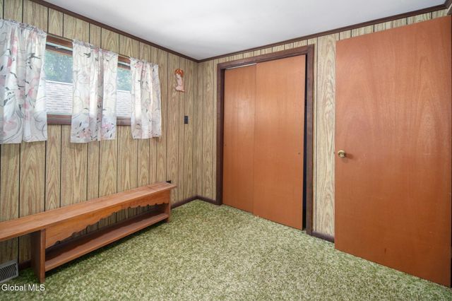 2021 Cedarlawn Avenue, Rotterdam, NY 12306