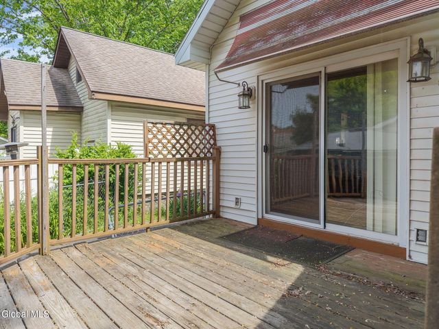 2021 Cedarlawn Avenue, Rotterdam, NY 12306