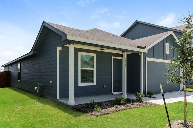 2521 Flight Trail, Crandall, TX 75114