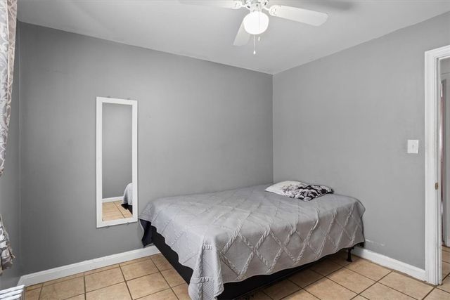 39 Clinton Street, Pawtucket, RI 02861