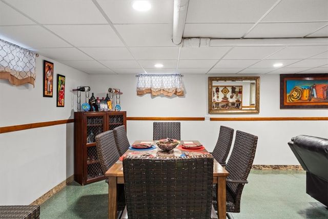 39 Clinton Street, Pawtucket, RI 02861