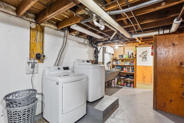 39 Clinton Street, Pawtucket, RI 02861