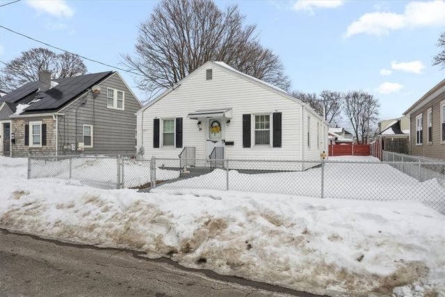 39 Clinton Street, Pawtucket, RI 02861