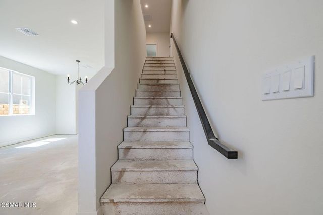 4687 Summit Avenue, Simi Valley, CA 93063