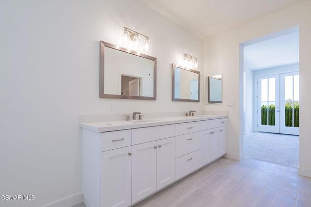 4687 Summit Avenue, Simi Valley, CA 93063
