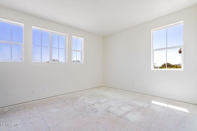 4687 Summit Avenue, Simi Valley, CA 93063