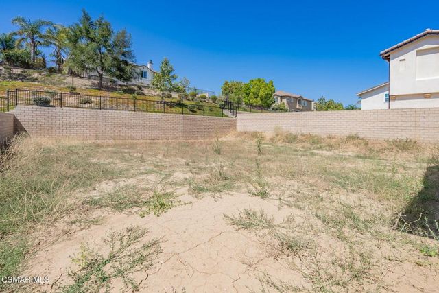 4687 Summit Avenue, Simi Valley, CA 93063