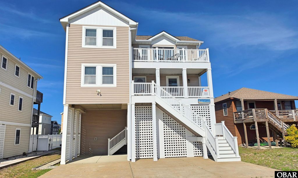 Image 1 of property listing at 1313 S Memorial Boulevard Lot 10, Kill Devil Hills, NC 27948